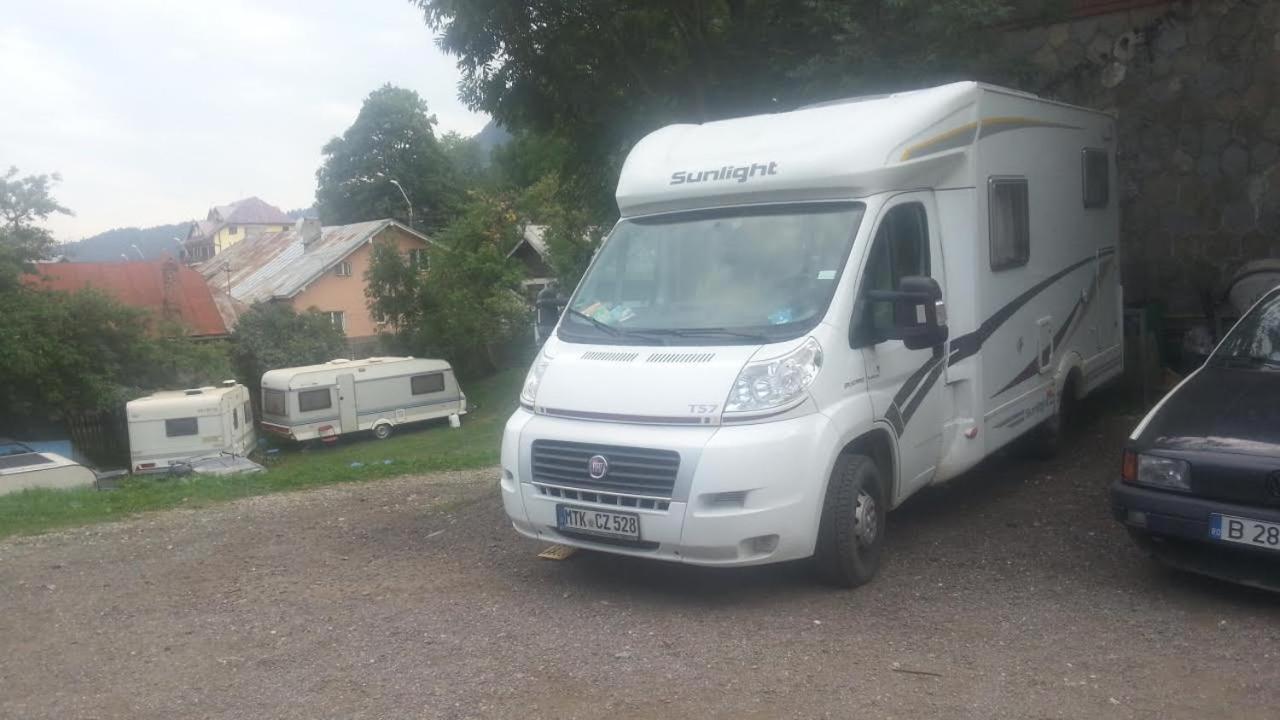 Camping Aviator, Numai Teren, Campare Pentru Rulote Autorulote Personale, Campingul Nu Are Rulote !!! Busteni Buşteni Exterior foto